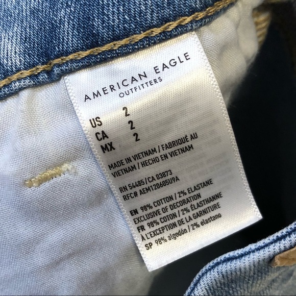 American Eagle Curvy Hi Rise Shortie Distressed Jean Shorts Women’s Size 2 - Picture 10 of 11